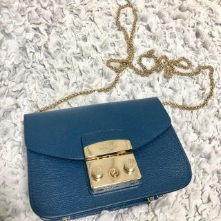 フルラ(Furla)のフルラ メトロポリス チェーンバッグ ネイビー ゴールド金具(ショルダーバッグ)