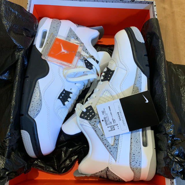 NIKE AIR JORDAN 4 RETRO OG セメント