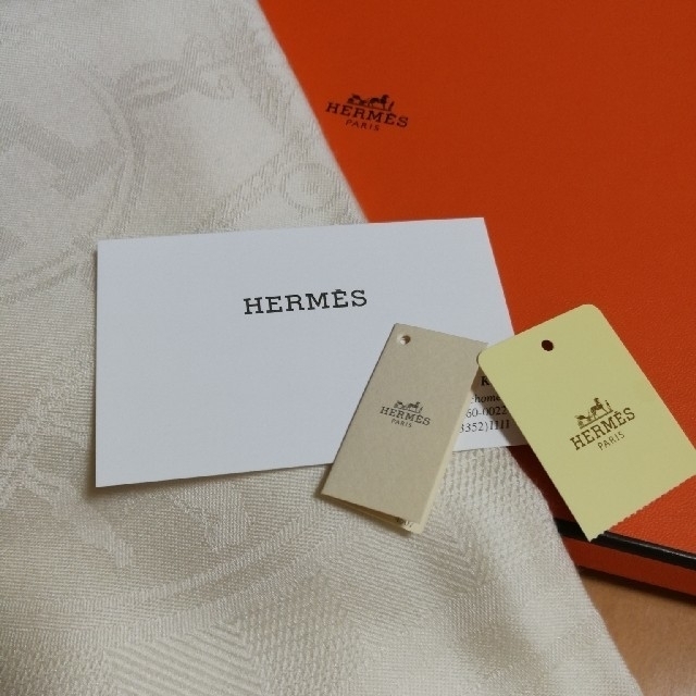 Hermes(エルメス)のエルメス　カシミアストール　1回使用 レディースのファッション小物(マフラー/ショール)の商品写真