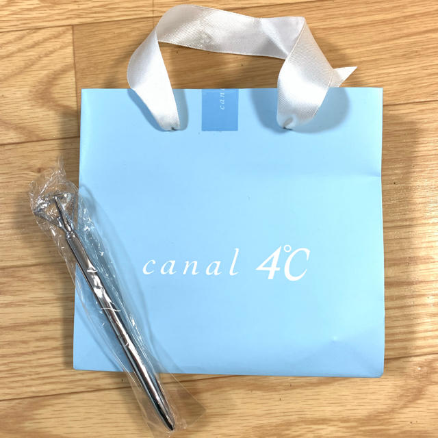 canal４℃(カナルヨンドシー)の【新品・非売品】canal4°c  ボールペン☆ インテリア/住まい/日用品の文房具(ペン/マーカー)の商品写真