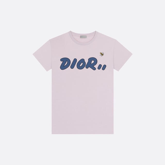 Dior(ディオール)のDIOR x KAWS Tシャツ 限定品のベリーティー付き メンズのトップス(Tシャツ/カットソー(半袖/袖なし))の商品写真