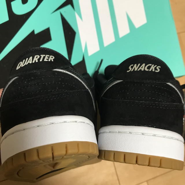 NIKE(ナイキ)の最終値下げ中NIKE SB DUNK LOW ナイキ ダンク エスビー 限定 メンズの靴/シューズ(スニーカー)の商品写真