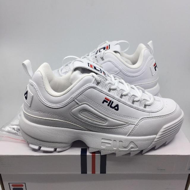 FILA - 新品 24.5cm FILA フィラ ディスラプター 2 白