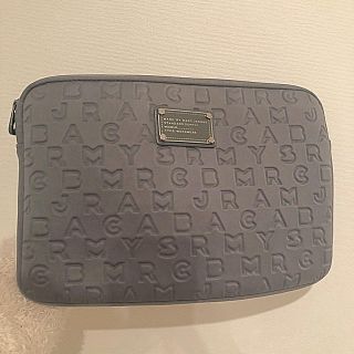 マークバイマークジェイコブス(MARC BY MARC JACOBS)の11インチ PCケース(PC周辺機器)