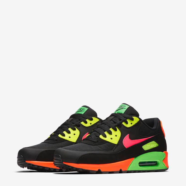 NIKE(ナイキ)の新品未使用 NIKE AIRMAX 90 NEON 26.0cm メンズの靴/シューズ(スニーカー)の商品写真