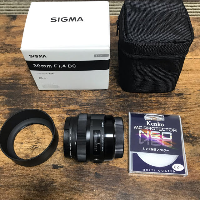 新古品！SIGMA 30mm F1.4 DC for CANONレンズ(単焦点)