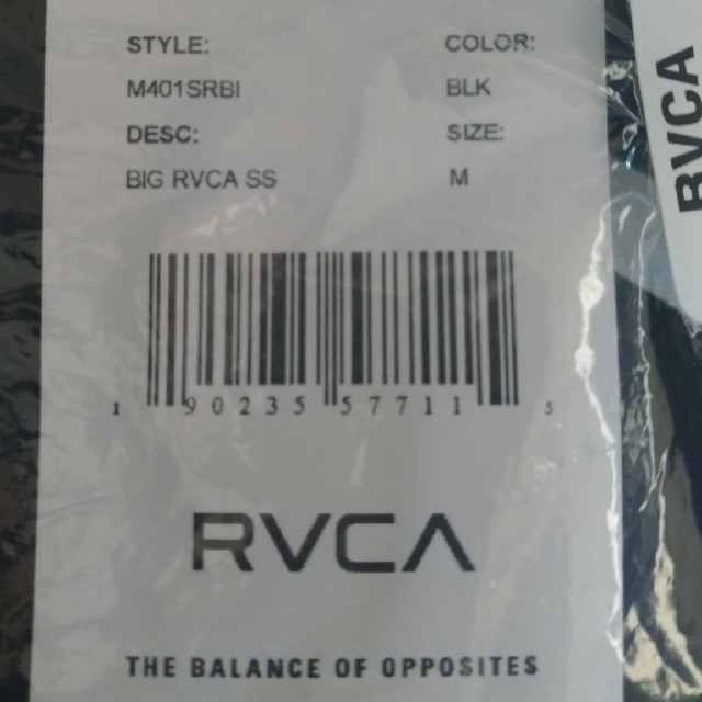 RVCA(ルーカ)のちぃ様専用出品　RVCA Tシャツ　ブラック　ロゴ　ルカ メンズのトップス(Tシャツ/カットソー(半袖/袖なし))の商品写真