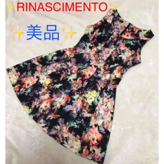 リナシメント(RINASCIMENTO)の❤️リナシメント❤️美品✨お花柄ワンピース(ひざ丈ワンピース)