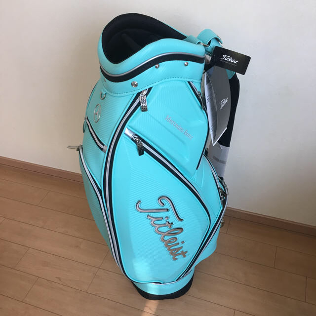 Titleist(タイトリスト)のタイトリスト メルセデスベンツ コラボ キャディバッグ スポーツ/アウトドアのゴルフ(バッグ)の商品写真