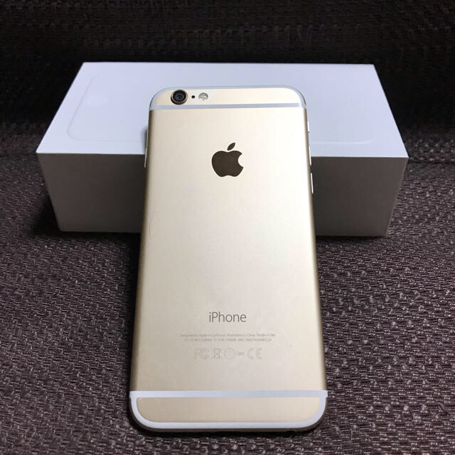 iPhone(アイフォーン)の美品 iPhone6 64GB ゴールド バッテリー100% au スマホ/家電/カメラのスマートフォン/携帯電話(スマートフォン本体)の商品写真