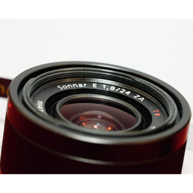 SONY(ソニー)のSonnar T* E 24mm F1.8 ZA SEL24F18Z スマホ/家電/カメラのカメラ(レンズ(単焦点))の商品写真