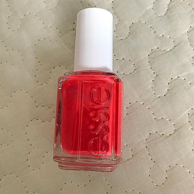 Essie(エッシー)のエッシー ネイルポリッシュ コスメ/美容のネイル(マニキュア)の商品写真