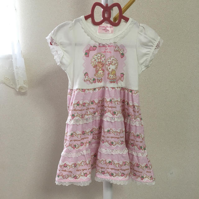 サンリオ(サンリオ)のみい 様 専用 キッズ/ベビー/マタニティのキッズ服女の子用(90cm~)(ワンピース)の商品写真