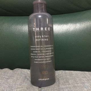 スリー(THREE)のthree 専用！スキャルプ&ヘアー リファイニング シャンプー 250ml(シャンプー)