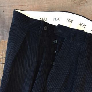 COMOLI - NEAT コーデュロイテーパードの通販 by SK's shop|コモリ