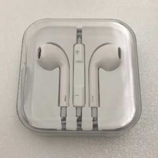 アイフォーン(iPhone)のイヤホン(ヘッドフォン/イヤフォン)
