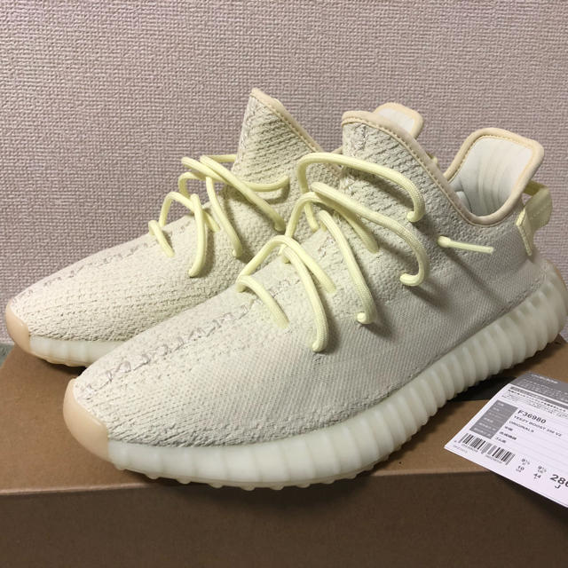 定価以下 YEEZY BOOST 350 V2 BUTTER