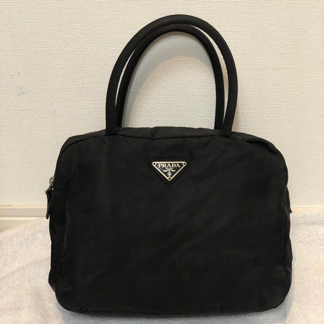 PRADA トートバッグ