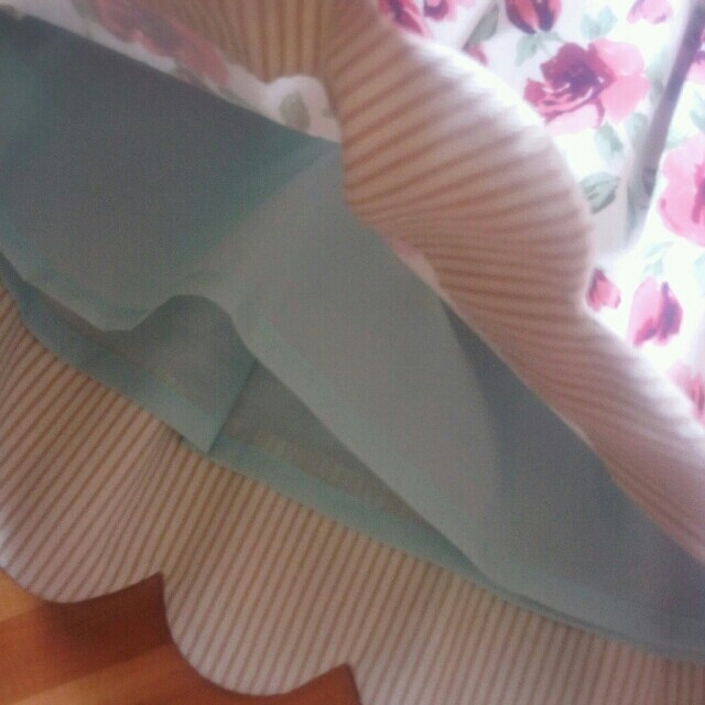 MILK(ミルク)のMILK♡スカラップスカート レディースのスカート(ひざ丈スカート)の商品写真