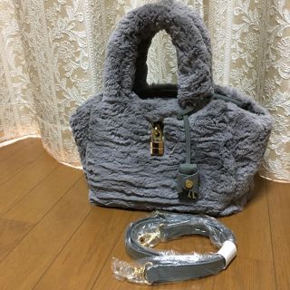 サマンサタバサ(Samantha Thavasa)の♡美品♡サマンサタバサ♡ファーアゼル♡トートバッグ♡(トートバッグ)