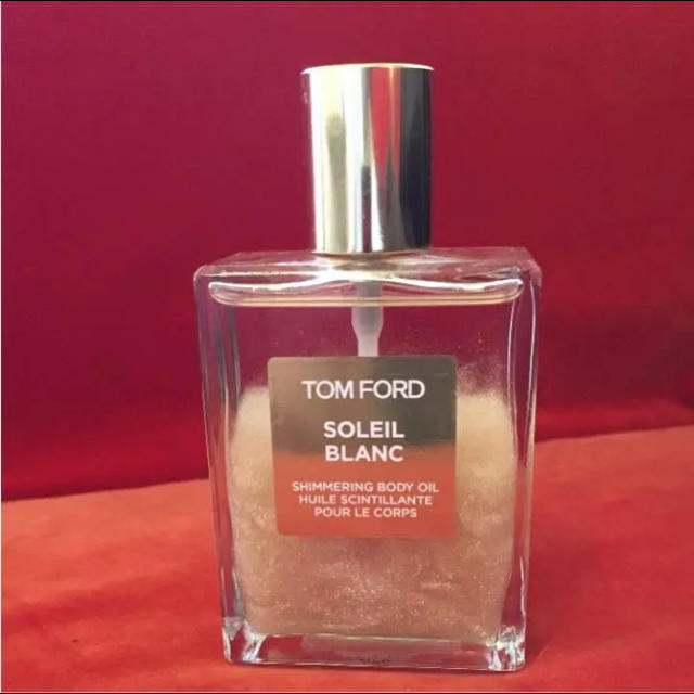 TOM FORD - ソレイユ ブラン シマリング ボディ オイルの通販 by さやちゃん's shop｜トムフォードならラクマ