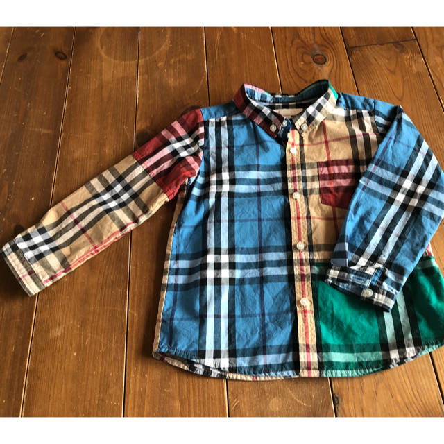 BURBERRY(バーバリー)のBURBERRY チェックシャツ キッズ/ベビー/マタニティのキッズ服男の子用(90cm~)(カーディガン)の商品写真