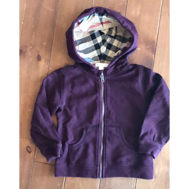 BURBERRY(バーバリー)のバーバリー パーカー キッズ/ベビー/マタニティのキッズ服男の子用(90cm~)(ジャケット/上着)の商品写真