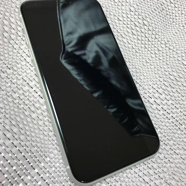 【美品】iPhoneXR 64G ホワイト SIMフリー 本体