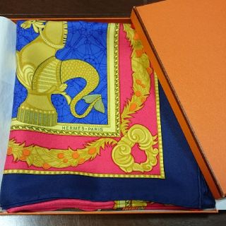 エルメス(Hermes)の箱付き未使用品 エルメススカーフ 90cm(バンダナ/スカーフ)