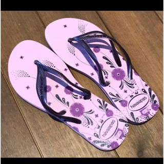 ハワイアナス(havaianas)のHavaianas ハワイアナス ビーチサンダル【新品】花柄(ビーチサンダル)