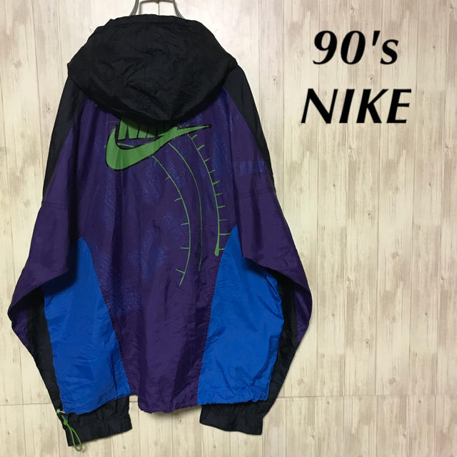 NIKE(ナイキ)の美品 90's 銀タグ NIKE ナイロンジャケット プルオーバー   レディースのジャケット/アウター(ナイロンジャケット)の商品写真