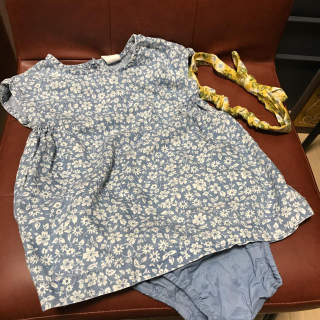 babyGAP(ベビーギャップ)のshmo様専用★ベイビーギャップ ワンピース ヘアバンド キッズ/ベビー/マタニティのベビー服(~85cm)(ワンピース)の商品写真