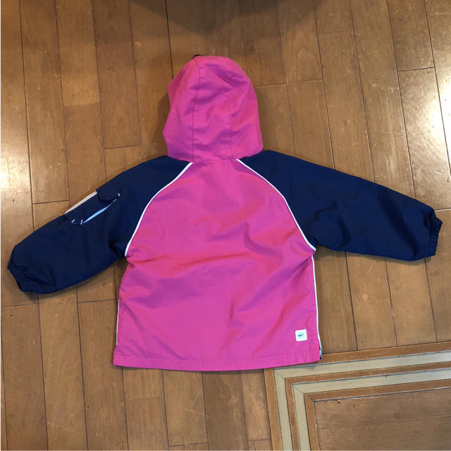 NIKE(ナイキ)のナイキ  3T (サイズ90から100くらい)  パーカー キッズ/ベビー/マタニティのキッズ服女の子用(90cm~)(ジャケット/上着)の商品写真