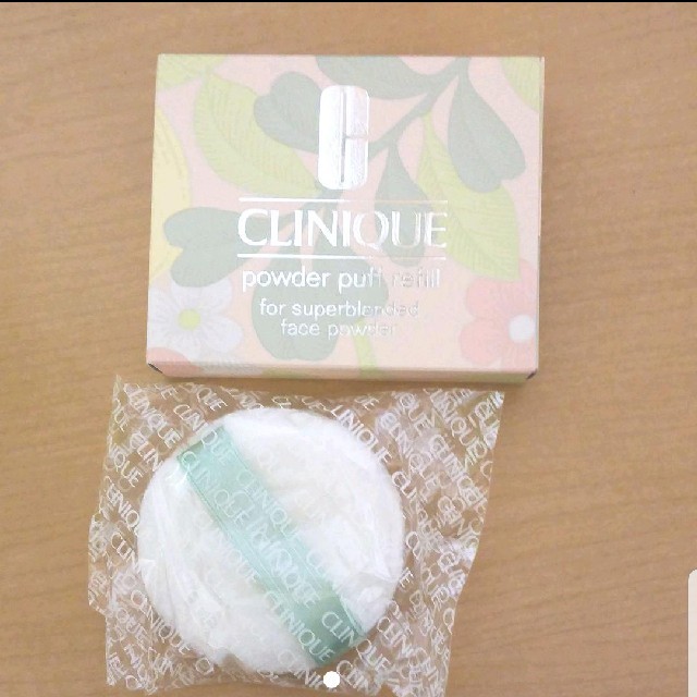 CLINIQUE(クリニーク)のクリニーク パフ リフィル コスメ/美容のベースメイク/化粧品(その他)の商品写真