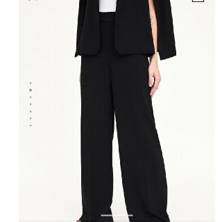 ザラ(ZARA)の美品 クレープ地ワイドシルエットパンツ(スーツ)