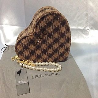 セシルマクビー(CECIL McBEE)の新品CECIL McBEEハートポーチ♡(ポーチ)