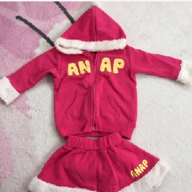 ANAP Kids(アナップキッズ)のサンタ風セットアップ キッズ/ベビー/マタニティのキッズ服女の子用(90cm~)(ジャケット/上着)の商品写真