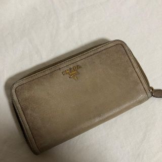 プラダ(PRADA)の【jin様専用】PRADA プラダ 長財布 ベージュ 山羊皮(長財布)