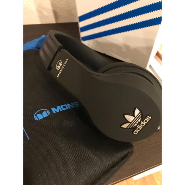 adidas(アディダス)の最終値下げ！adidasOriginalbyMonster アディダスヘッドホン スマホ/家電/カメラのオーディオ機器(ヘッドフォン/イヤフォン)の商品写真