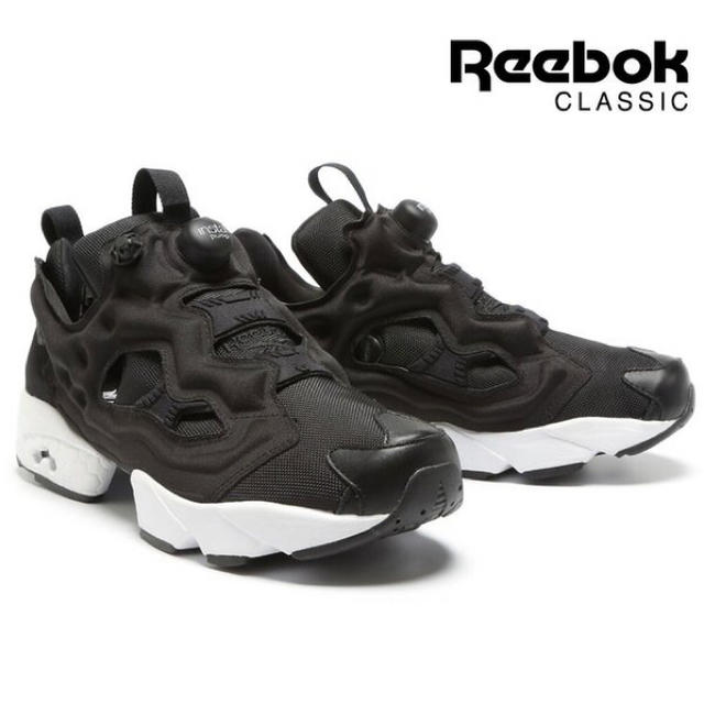 Reebok(リーボック)のReebok ポンプフューリー 黒 24cm レディースの靴/シューズ(スニーカー)の商品写真
