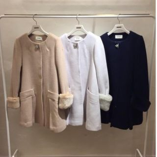 人気完売アイテム!ビジューリアルファー付きコート ビジュー♡リアルファーコート