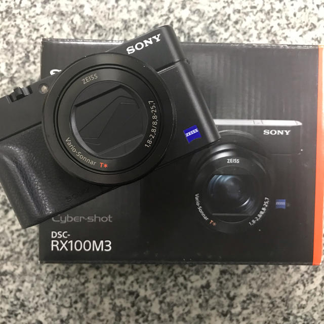 SONY(ソニー)のSONY RX100M3  スマホ/家電/カメラのカメラ(コンパクトデジタルカメラ)の商品写真