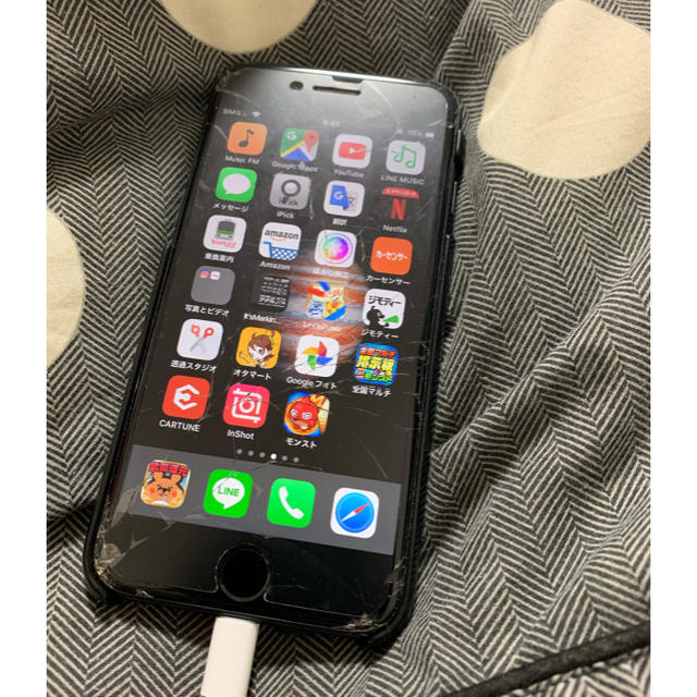 Apple(アップル)のアイフォン7  スマホ/家電/カメラのスマートフォン/携帯電話(スマートフォン本体)の商品写真