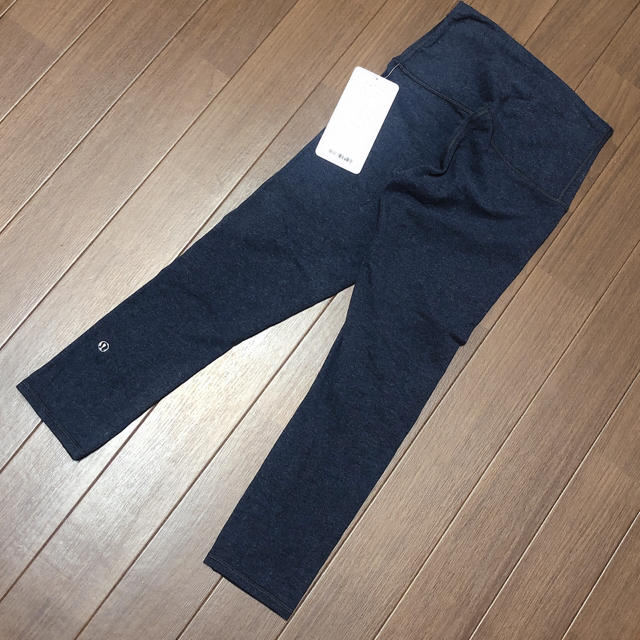 lululemon wunder under crop roll downスポーツ/アウトドア