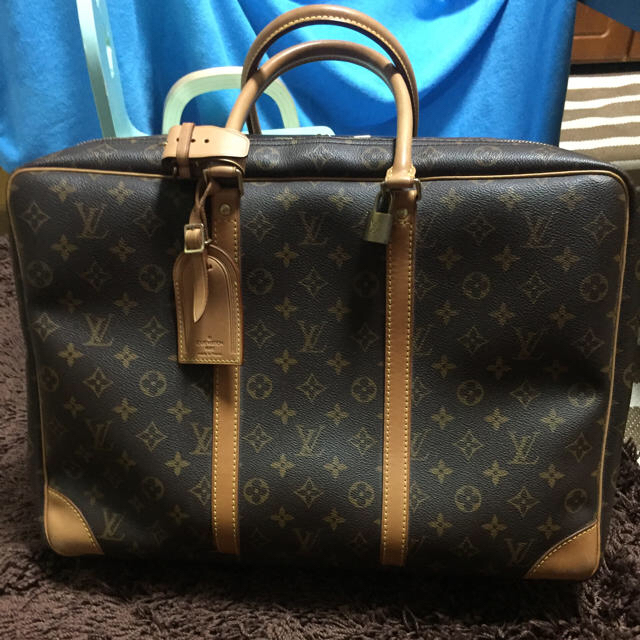 人気 LOUIS VUITTON シリウス45 ボストンバッグ