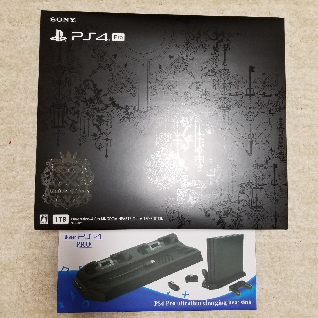 PS4 Pro キングダムハーツ エディション