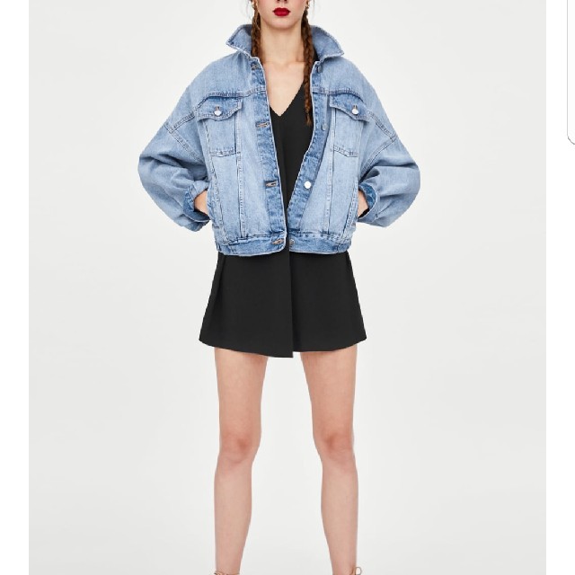 ZARA(ザラ)の専用　ZARA　Vネックラインワンピース/ドレス レディースのワンピース(ひざ丈ワンピース)の商品写真