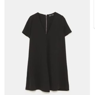 ザラ(ZARA)の専用　ZARA　Vネックラインワンピース/ドレス(ひざ丈ワンピース)