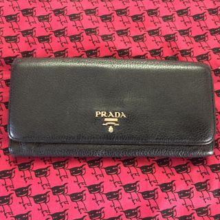 プラダ(PRADA)のプラダ★折り財布黒★PRADA(折り財布)