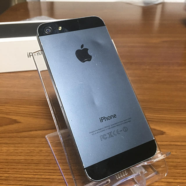 Apple(アップル)の【ジャンク】iPhone 5 スマホ/家電/カメラのスマートフォン/携帯電話(スマートフォン本体)の商品写真